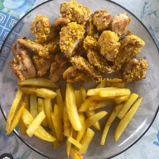 pollo crujiente con patatas