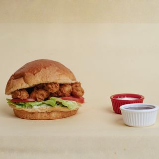 Crunchy Shrimp Burger