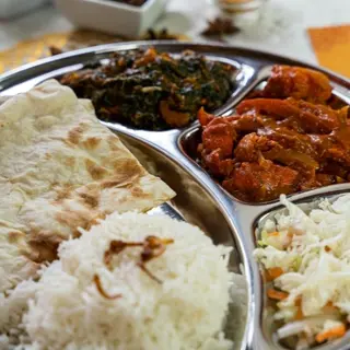 Chicken Jalfrezi & Sag Aloo