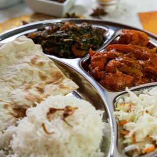 Chicken Jalfrezi & Sag Aloo