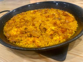 Arroz A Banda, Con Marisco Pelado (2 Personas)
