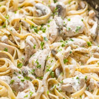 Pasta De Pollo Alfredo