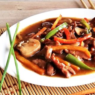 57. Chop Suey Ternera