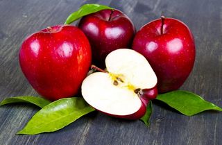 Яблоко 1 шт.