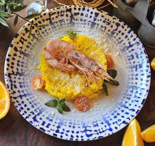 Šafran rižoto sa rakovima