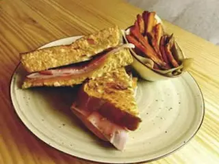 Sandwich Bikini