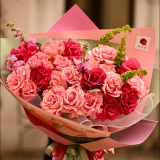 Buchet Gigantic cu  23 Trandafiri