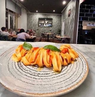 Pasta Al Pomodoro