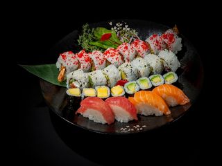 133MP. Menú para dos personas(1 Yakisoba)