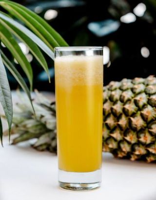 zumo de piña (33 cl.)