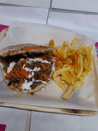 Pita Mixto De Carne De (Cerdo & Pollo)