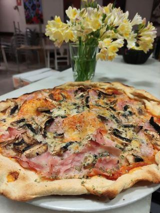 Pizza Cuatro Estaciones