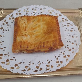 Empanadilla de bechamel y pollo