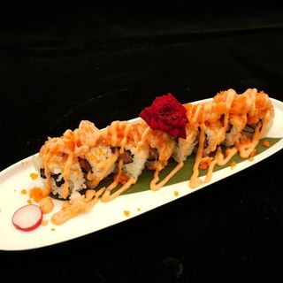 79. Ura spicy salmone - 8 pezzi