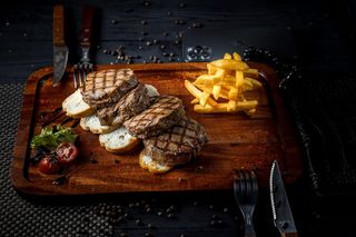 Медальоны из вырезки