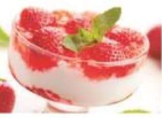 382 Fragola con panna