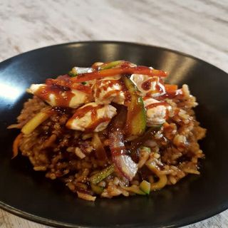 Yakimeshi De Pollo Y Verduras