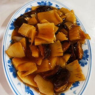 Bambú Y Setas Chinas Salteadas