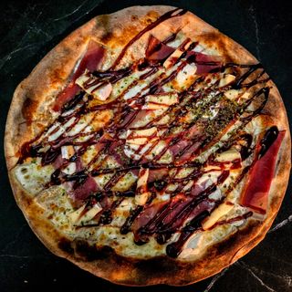 Pizza Pizzoria (Mediana)