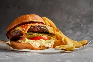 Royal Cheese Burger Black Angus