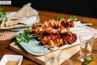 Yakitori De Pollo (6 Uds.) 