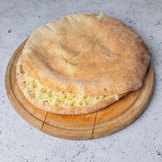 Lepinja sa kačkavaljem