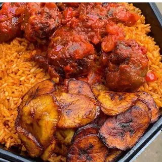Smokey jollof, beef, plantain and egg