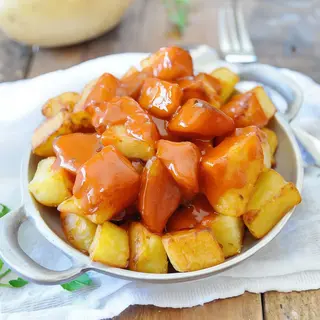 Patatas Bravas (Ración)