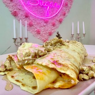 Crepe queso cabra, nueces y miel