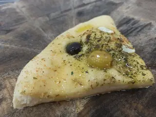 Pan De Ajo (1/4 Ración)