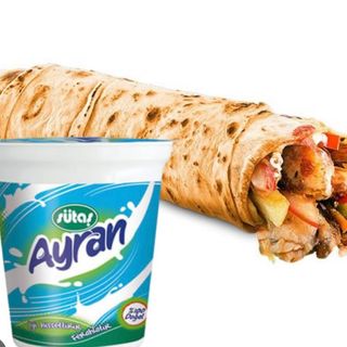 Et döner + ayrani..შაურმა საქონლის ხორცით+ აირანი