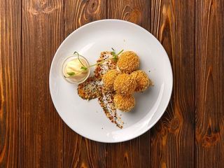 Курячі крокети з моцарелою у хруст-шубі (180g)