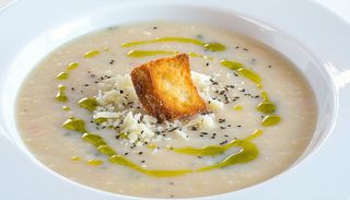 Krem z białych warzyw