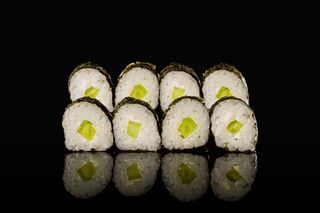 Хосомаки Филаделфия и краставица (8бр)