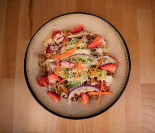 18 Ensalada Con Langostinos