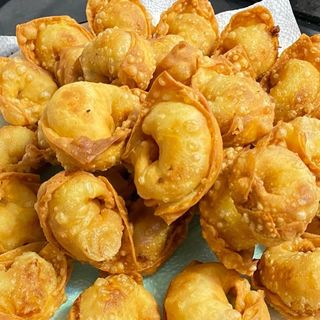 Жареные пельмени с мясом (15шт)