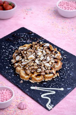 Гофрета сърце с мед и орехи