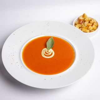  Zupa krem z pomidorów 300ml