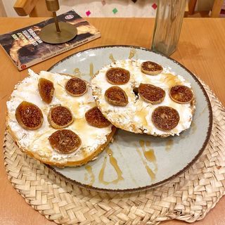 Bagel jben figues séchées