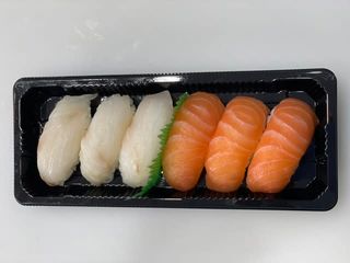 Sushi De Salmón 3 Y Lubina (6 Pzs.)