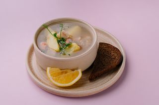 Уха из семги и судака (300г)