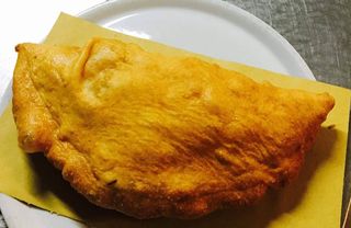 Calzone fritto completo