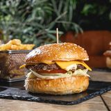 კლასიკ ბურგერი