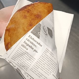 Empanada Domino