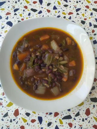 Potaje De Alubia Negra Con Arroz Integral