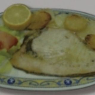 Emperador A La Plancha Con Ajillo