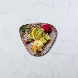 ქაშაყი მოხარშული კარტოფილით