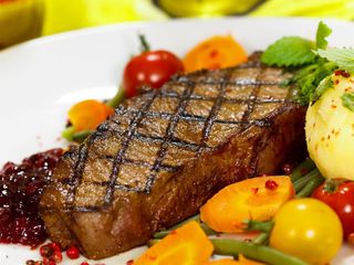 Стейк из конины 