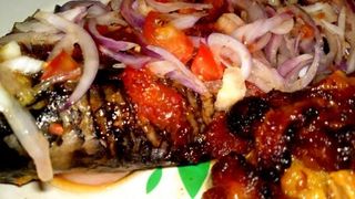 Poissons Braisé Alloco / attiéké