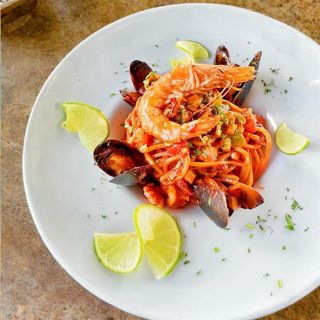 Spaghete cu fructe de mare